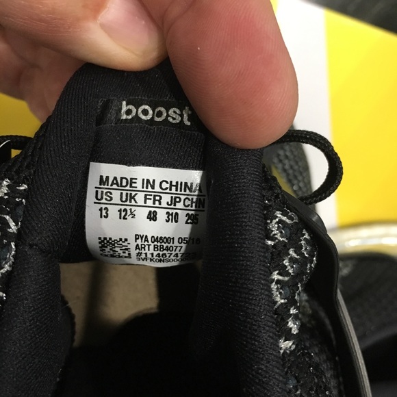 Adidas Ultra Boost Silver Medal 3.0 Size 13 - Picture 5 of 8